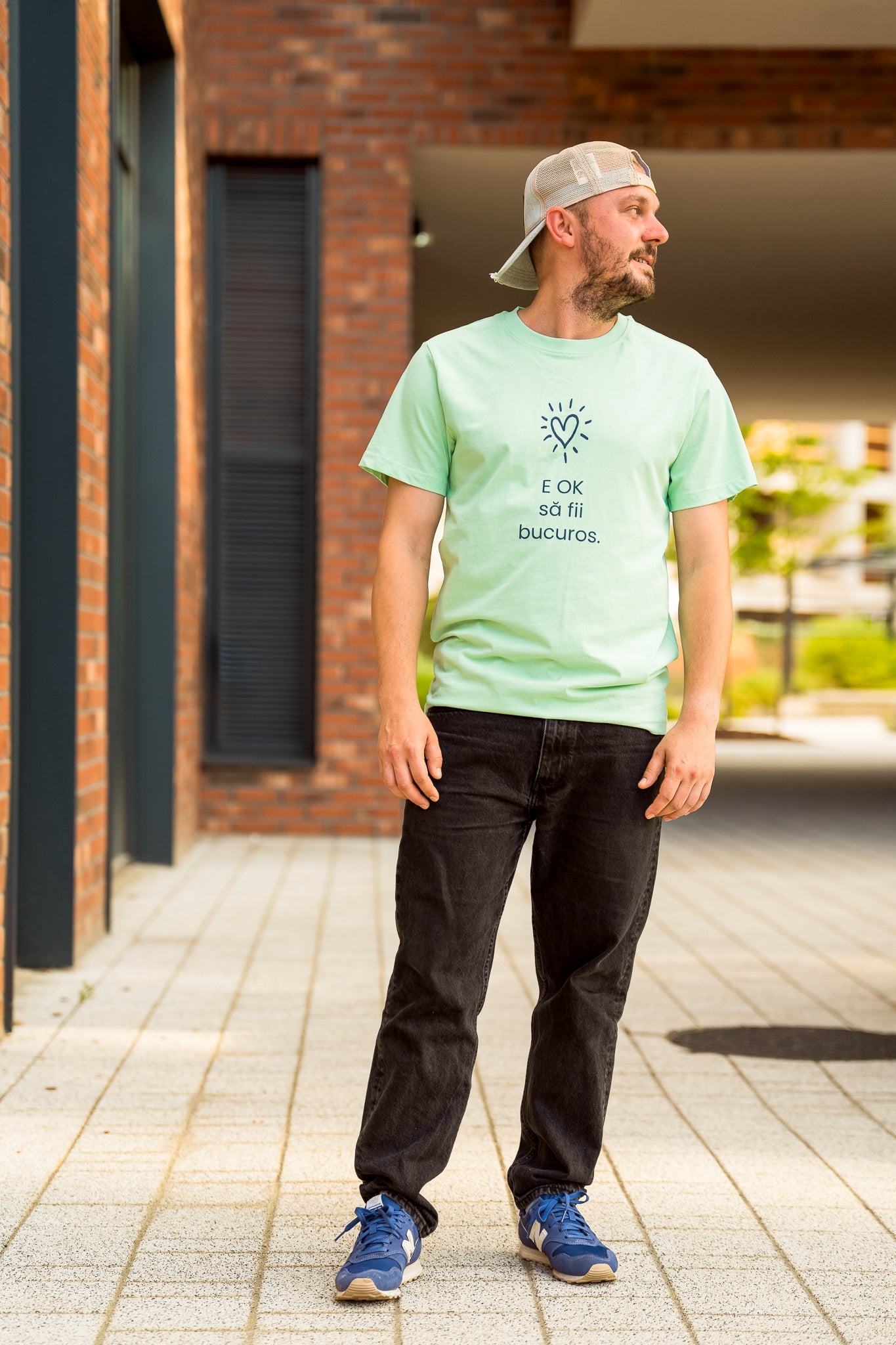 E OK să fii bucuros - tricou S din bumbac 100% - colecția FIRESC Tricou unisex - slow fashion România