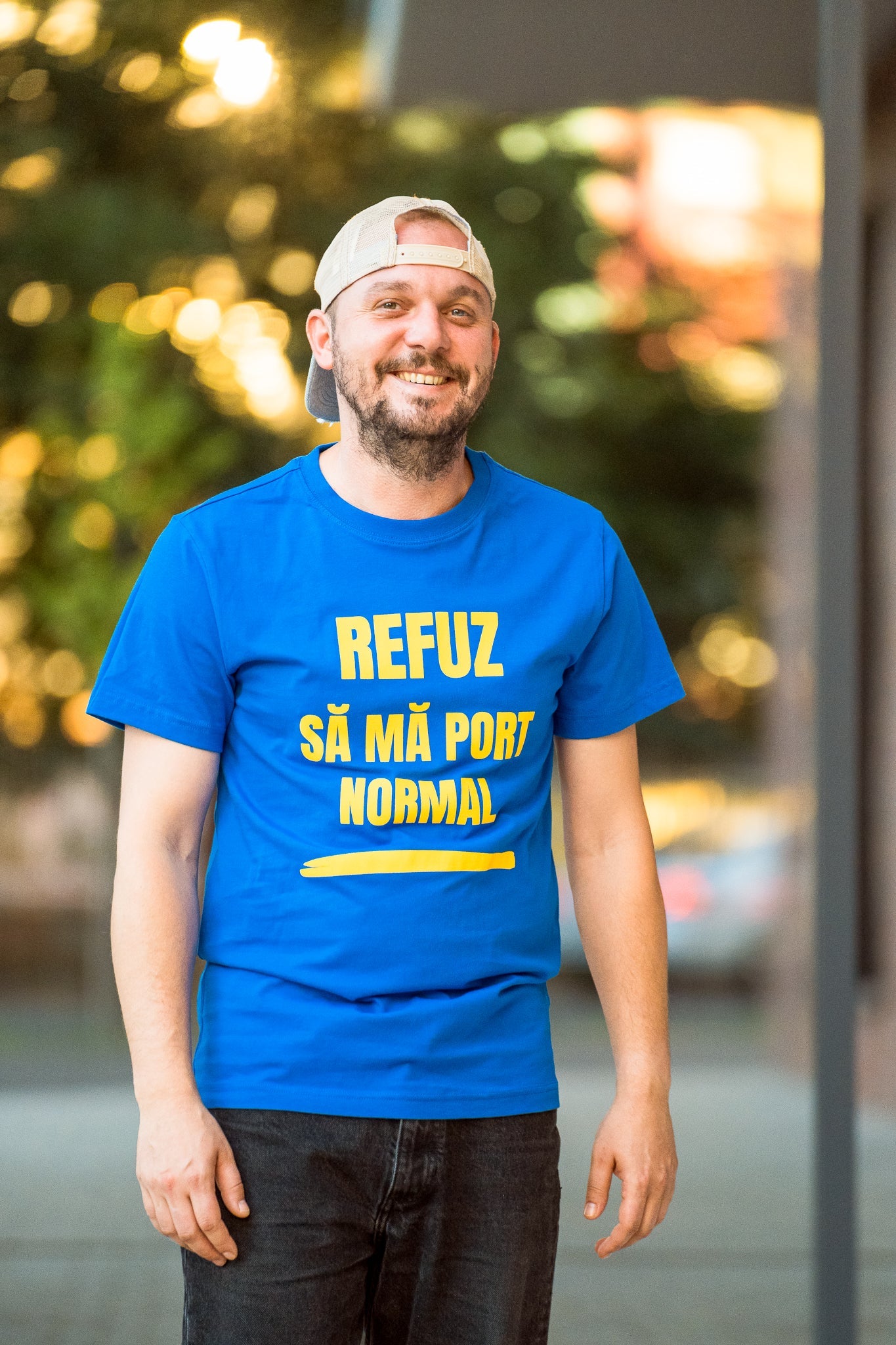 Refuz să mă port normal. - tricou L din bumbac 100% - colecția FIRESC Tricou unisex - slow fashion România