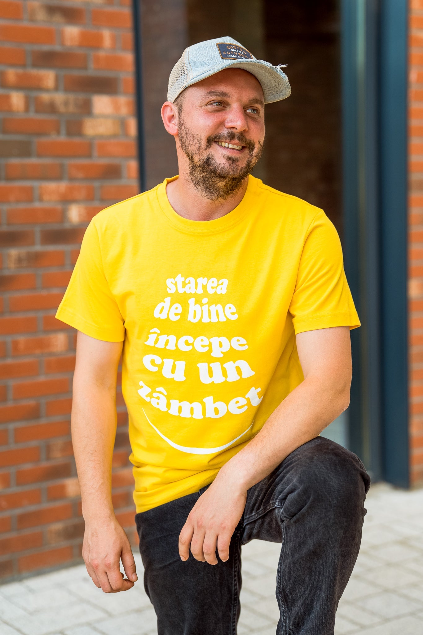 Starea de bine începe cu un zâmbet - tricou S din bumbac 100% - colecția FIRESC Tricou unisex - slow fashion România