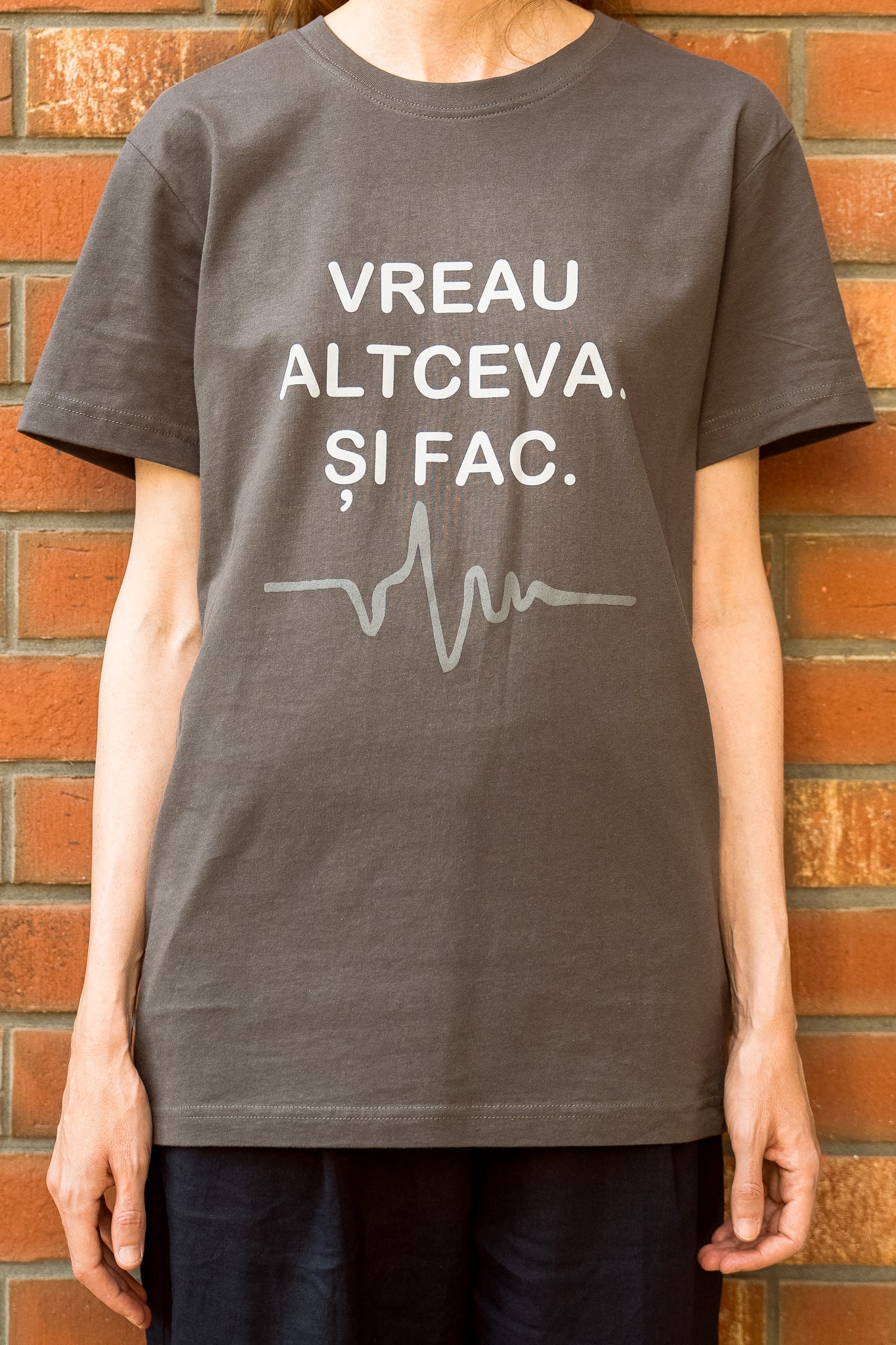 Vreau altceva. Și fac - tricou L din bumbac 100% - colecția FIRESC Tricou unisex - slow fashion România